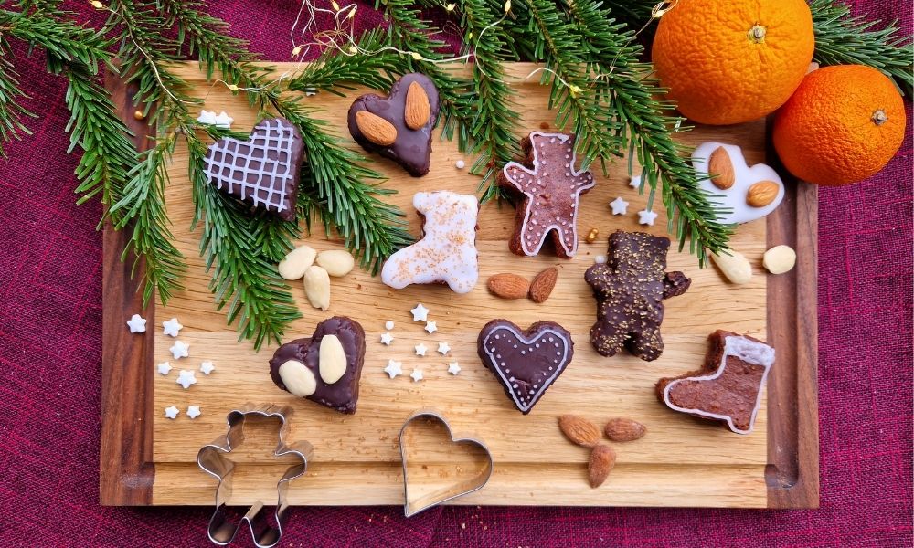 Vegane Lebkuchen mit leckerer, weihnachtlicher Deko