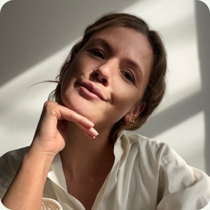 Julia Vetain Team